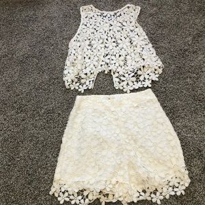 Hollister lace outfit